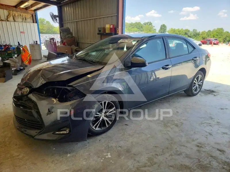 2017 Toyota COROLLA фото