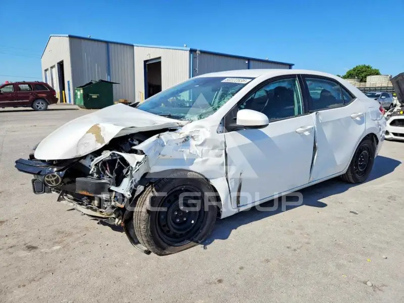 2017 Toyota COROLLA фото