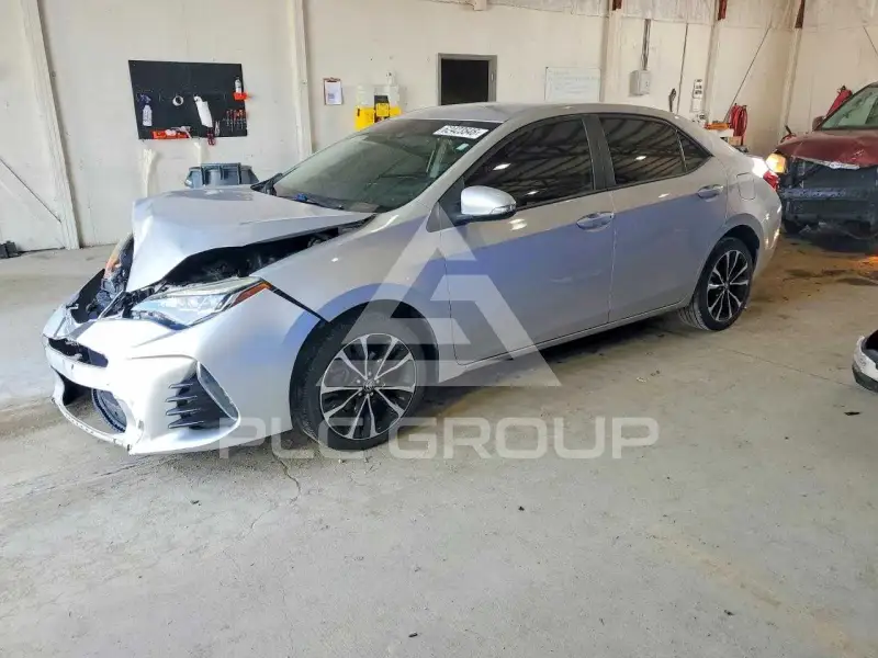 2017 Toyota COROLLA фото