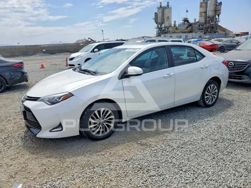 2017 Toyota COROLLA фото