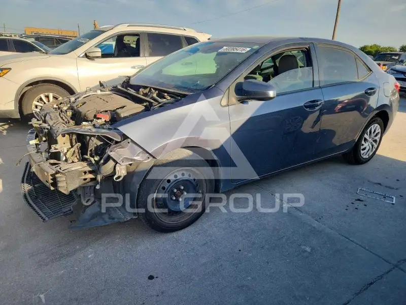 2017 Toyota COROLLA фото