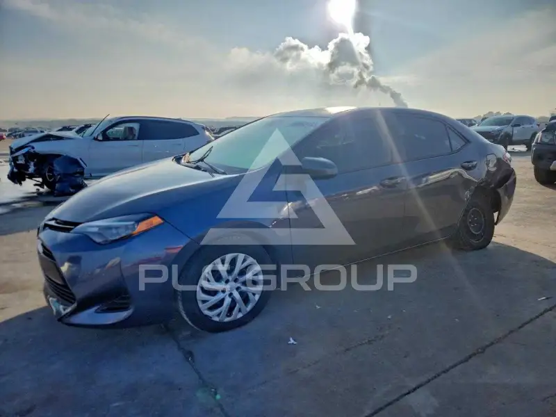 2017 Toyota COROLLA фото