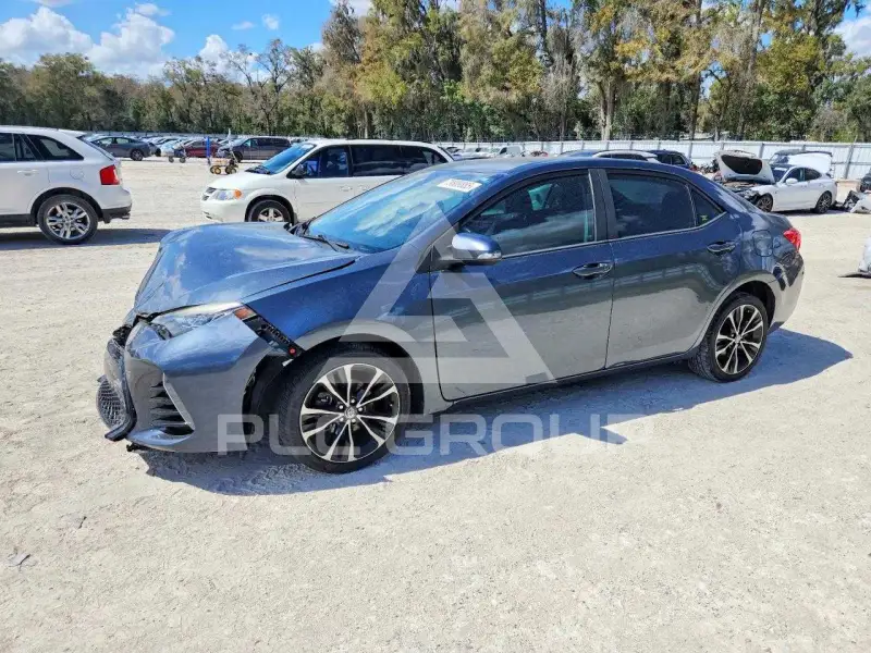 2017 Toyota COROLLA фото