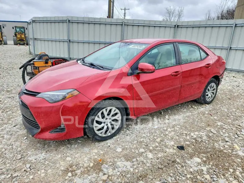 2017 Toyota COROLLA фото