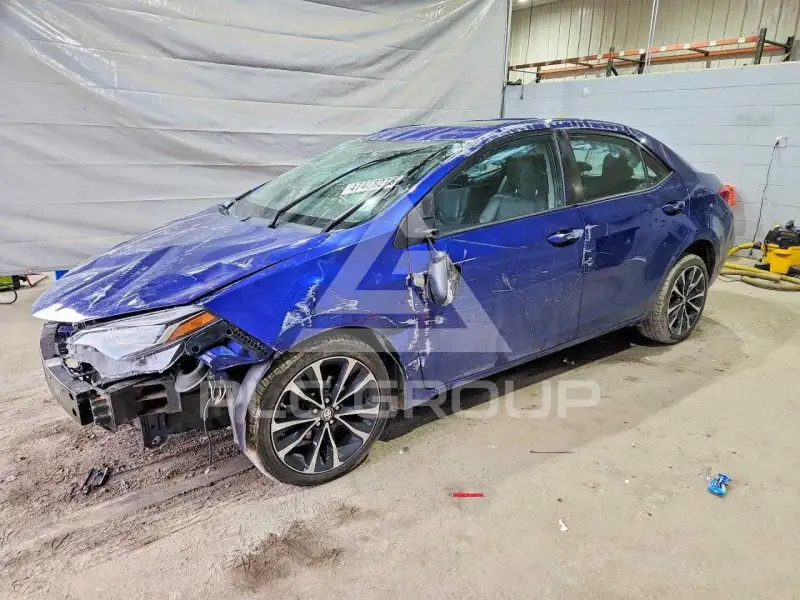 2017 Toyota COROLLA фото