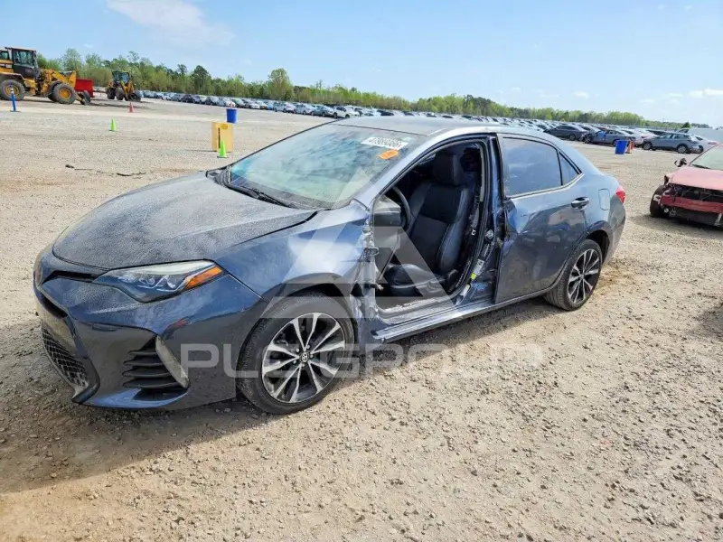 2017 Toyota COROLLA фото