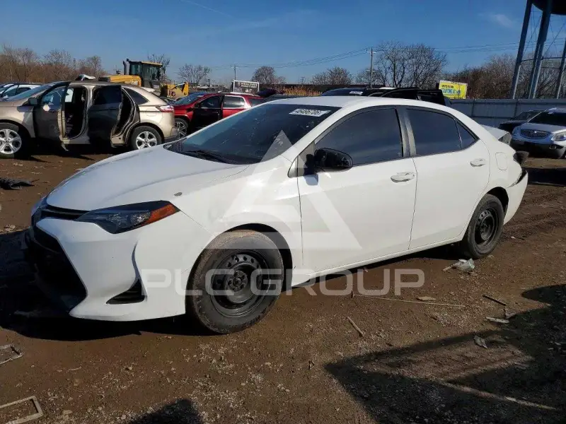 2017 Toyota COROLLA фото