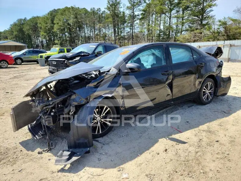 2017 Toyota COROLLA фото