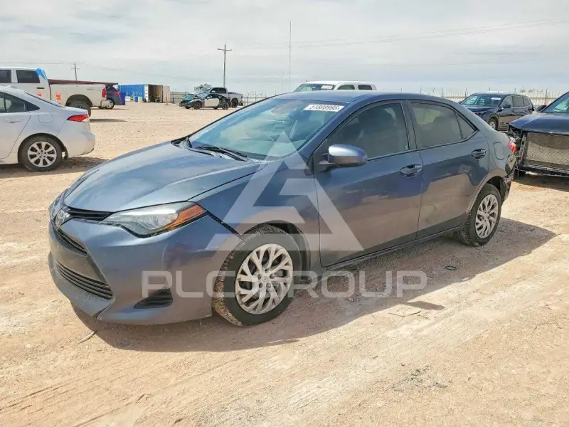 2017 Toyota COROLLA фото