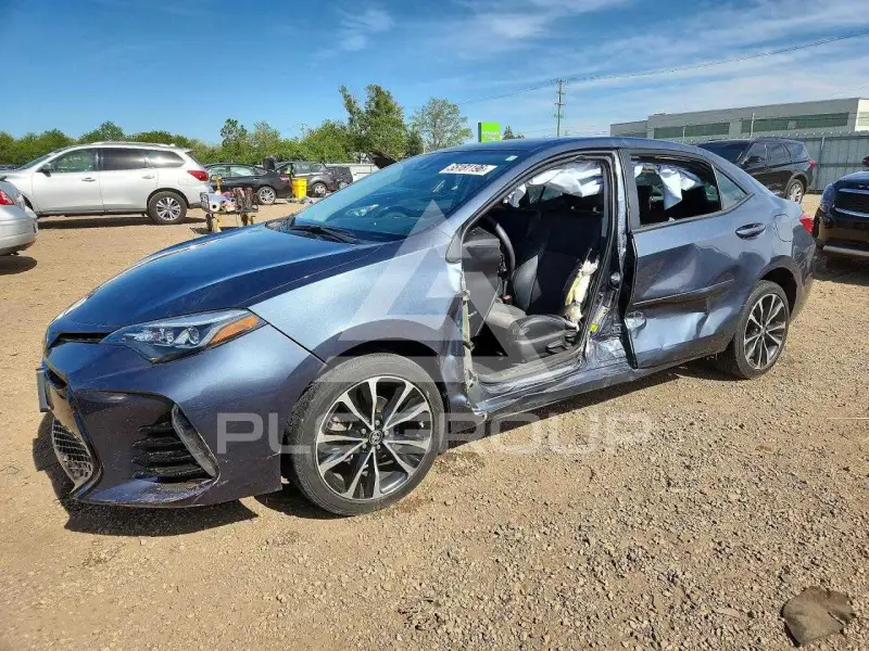 2017 Toyota COROLLA фото