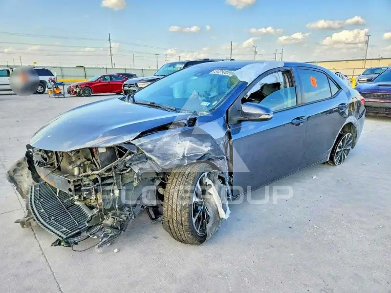 2017 Toyota COROLLA фото