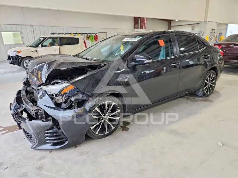 2017 Toyota COROLLA фото