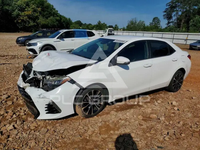 2017 Toyota COROLLA фото