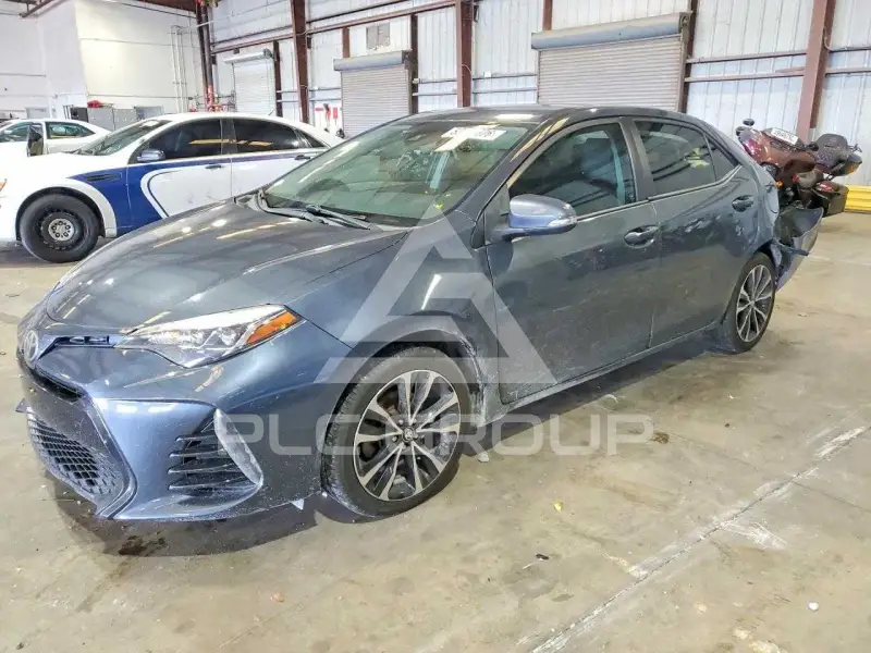 2017 Toyota COROLLA фото