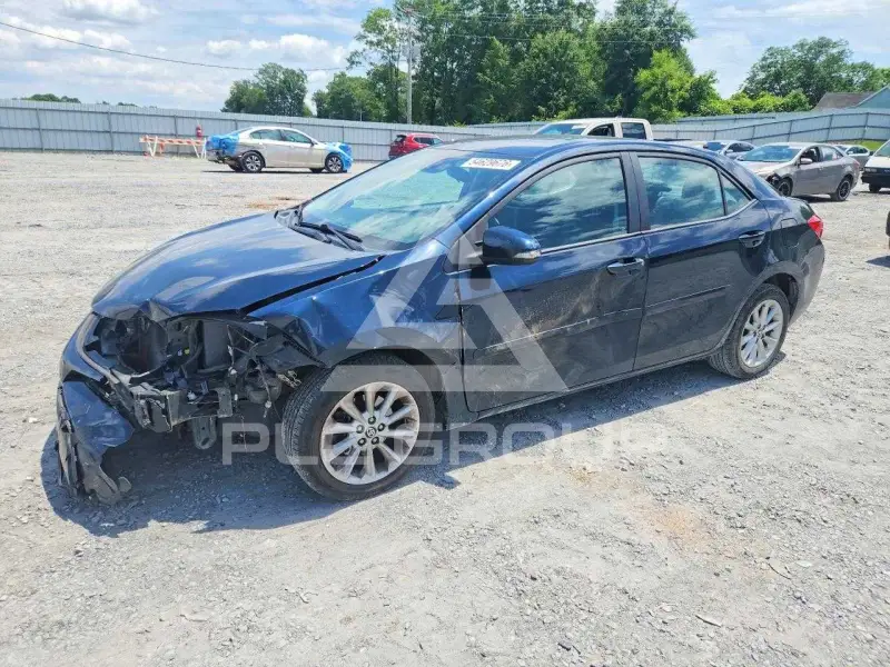 2017 Toyota COROLLA фото