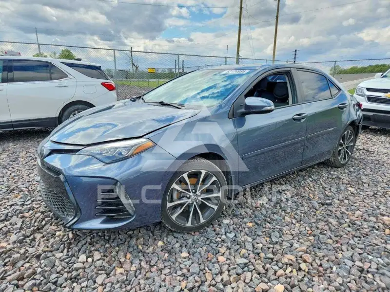 2017 Toyota COROLLA фото