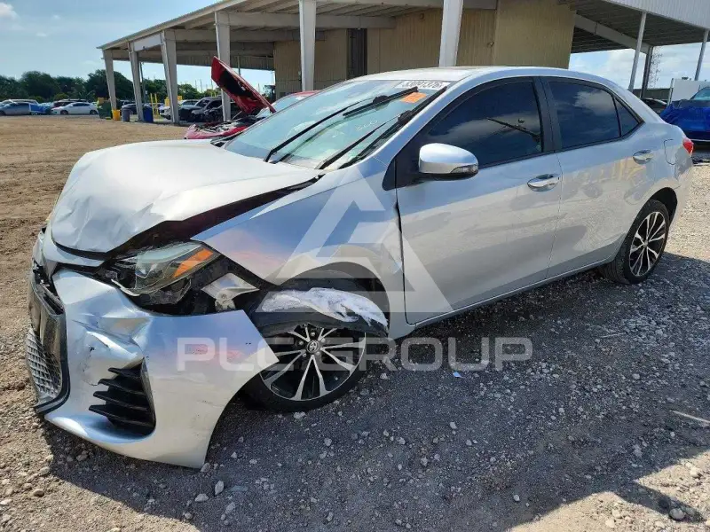 2017 Toyota COROLLA фото