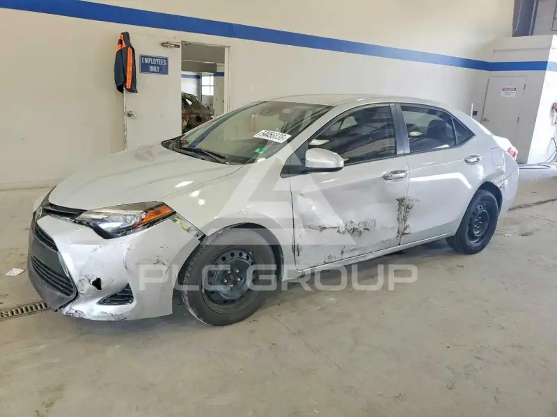 2017 Toyota COROLLA фото