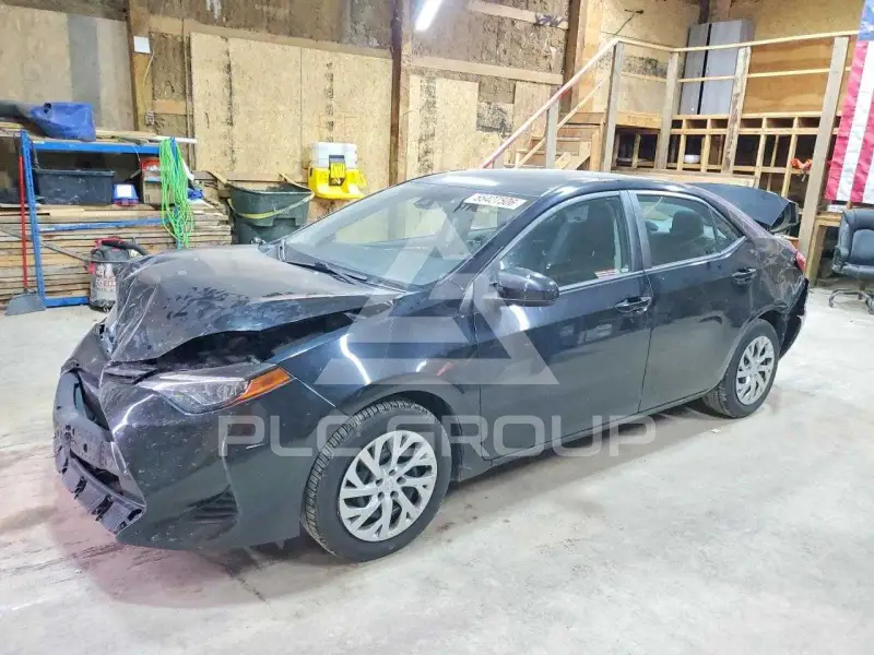 2017 Toyota COROLLA фото