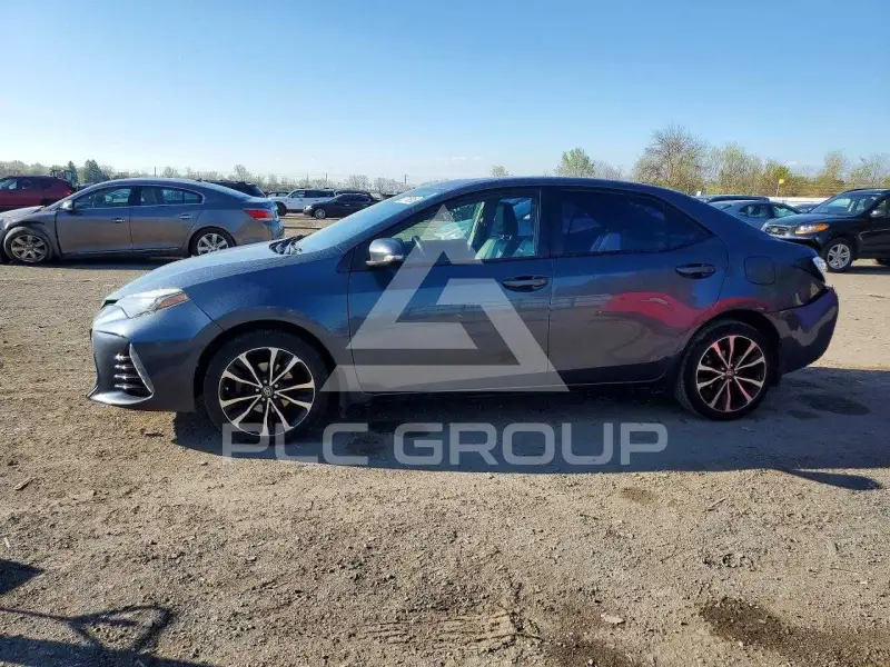 2017 Toyota COROLLA фото