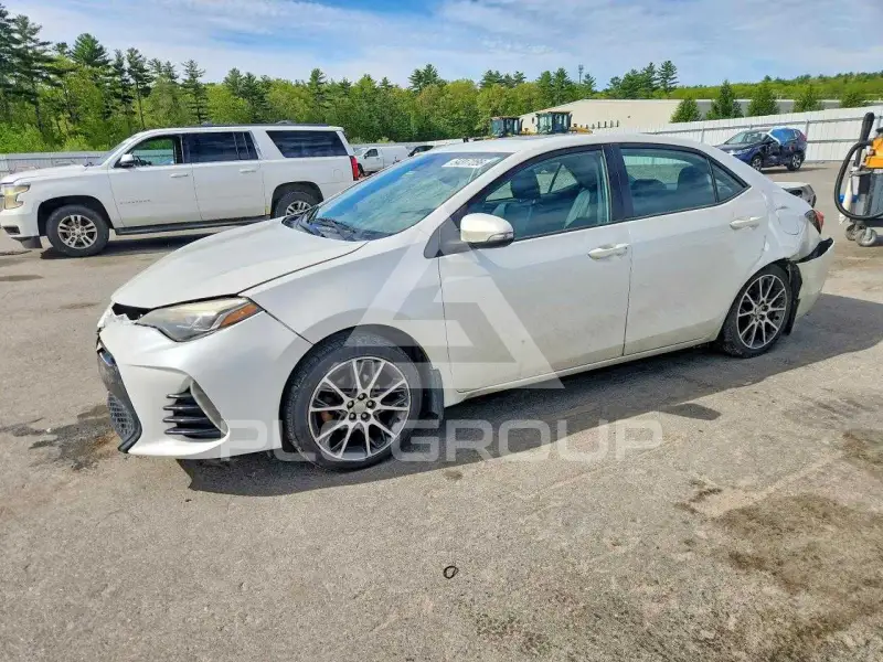 2017 Toyota COROLLA фото