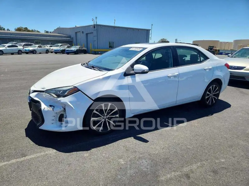2017 Toyota COROLLA фото