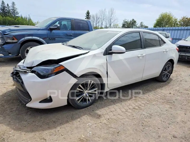 2017 Toyota COROLLA фото