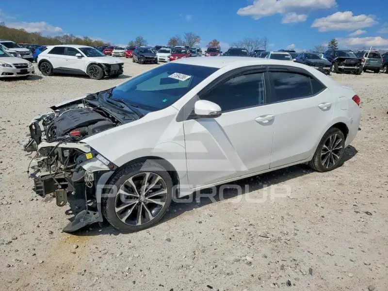 2017 Toyota COROLLA фото