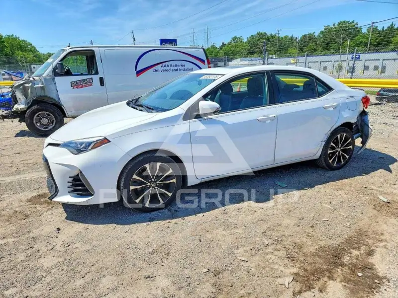 2017 Toyota COROLLA photo