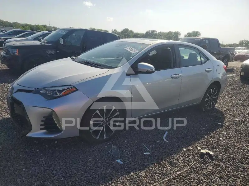 2017 Toyota COROLLA фото