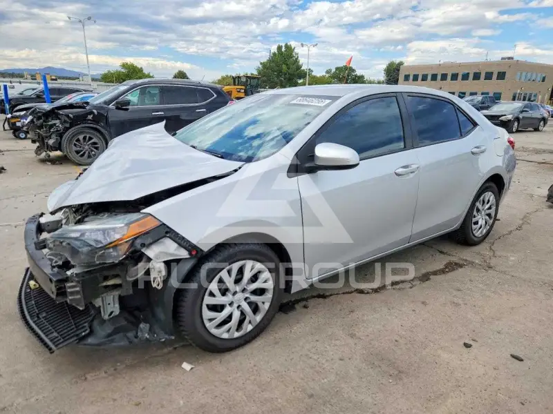 2017 Toyota COROLLA фото