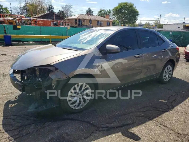 2017 Toyota COROLLA фото