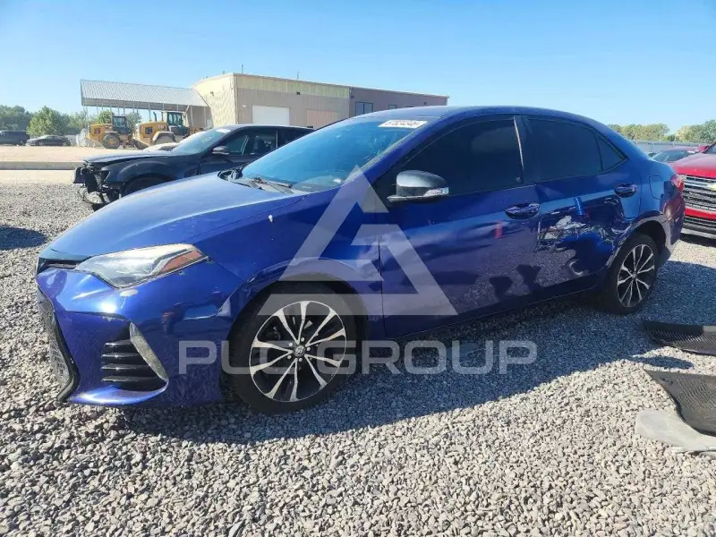 2017 Toyota COROLLA фото