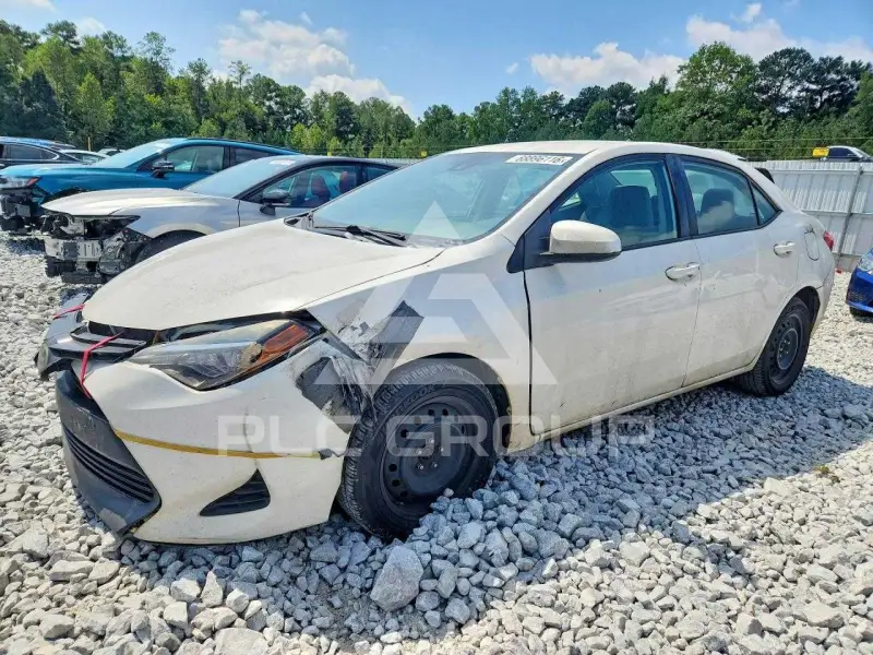 2017 Toyota COROLLA фото