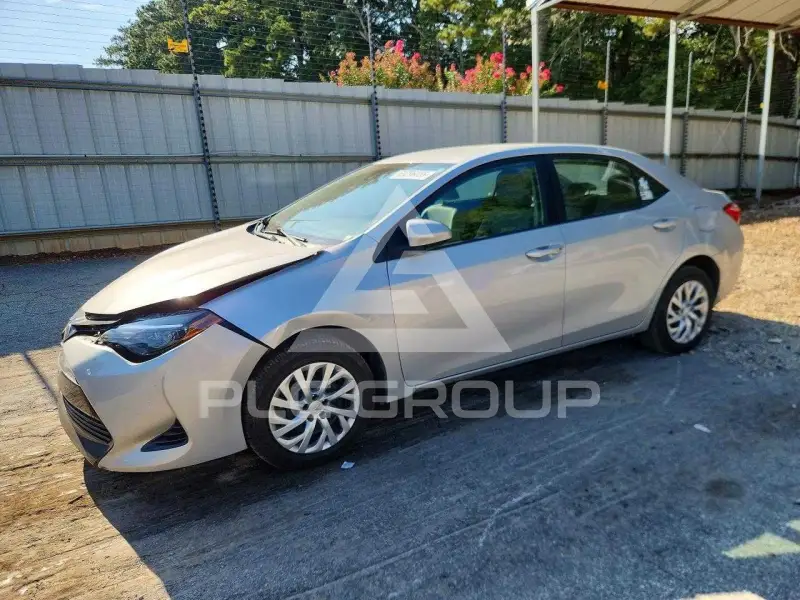 2017 Toyota COROLLA фото