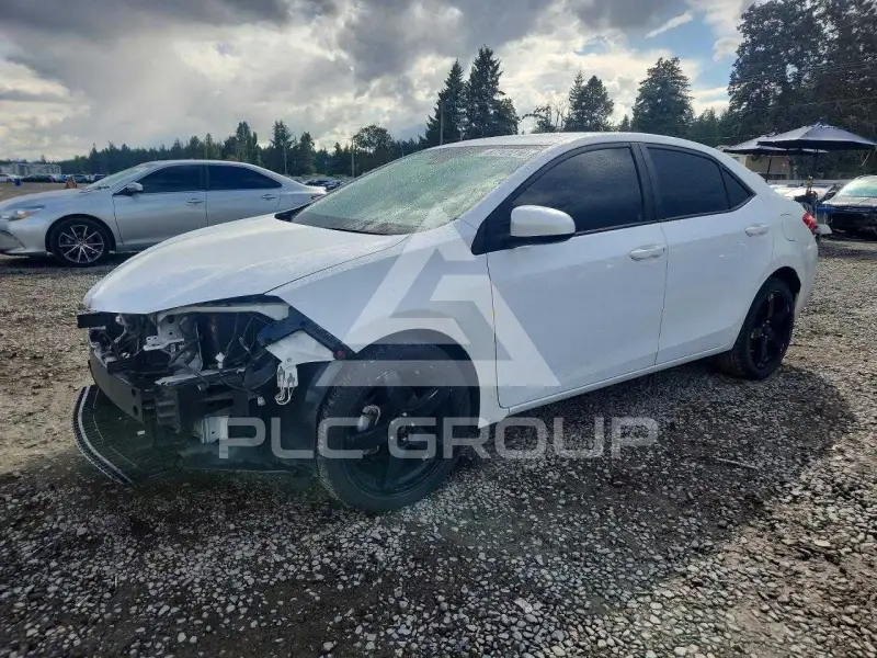 2017 Toyota COROLLA фото