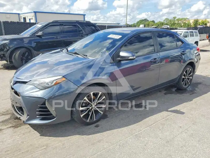 2017 Toyota COROLLA фото