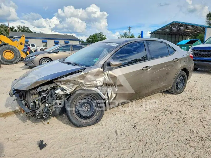 2017 Toyota COROLLA фото