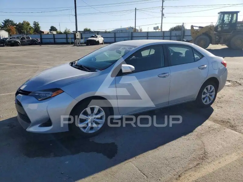 2017 Toyota COROLLA фото