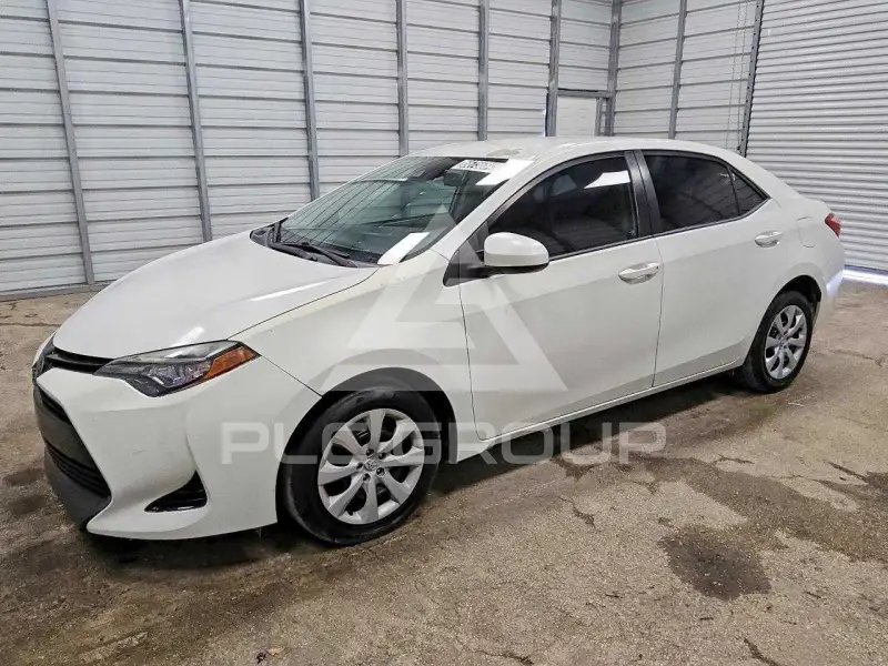 2017 Toyota COROLLA фото