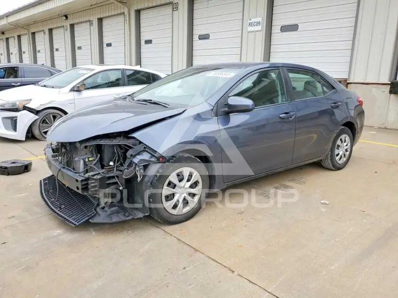 2017 Toyota COROLLA фото