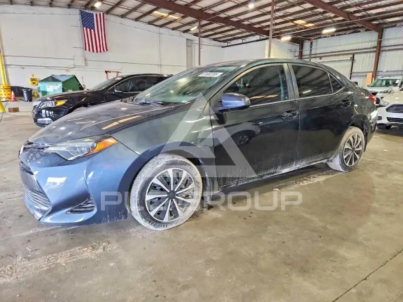 2017 Toyota COROLLA фото