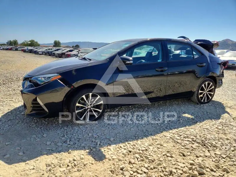 2017 Toyota COROLLA фото