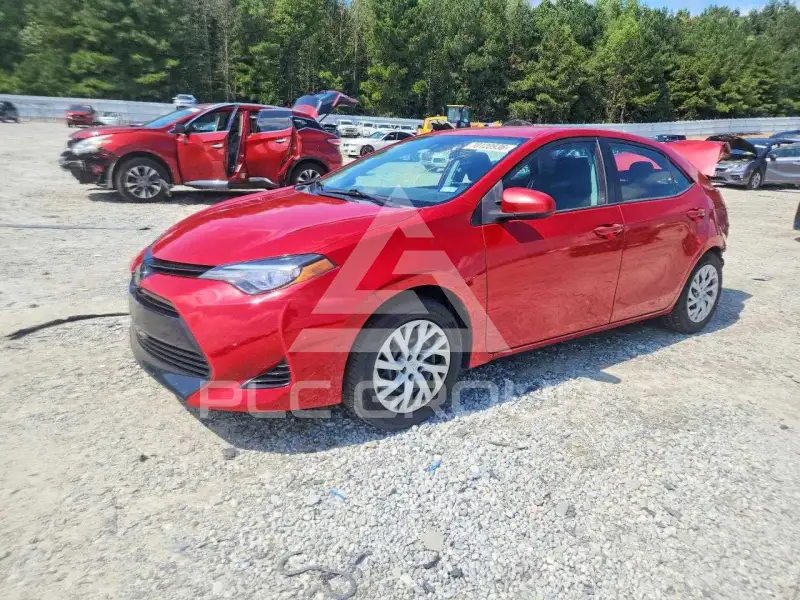 2017 Toyota COROLLA фото