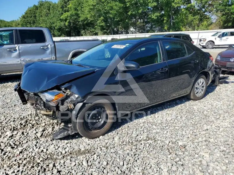 2017 Toyota COROLLA фото