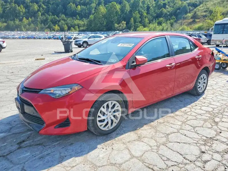 2017 Toyota COROLLA фото