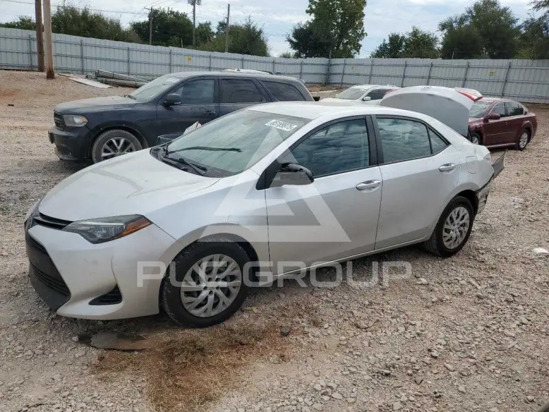 2017 Toyota COROLLA photo
