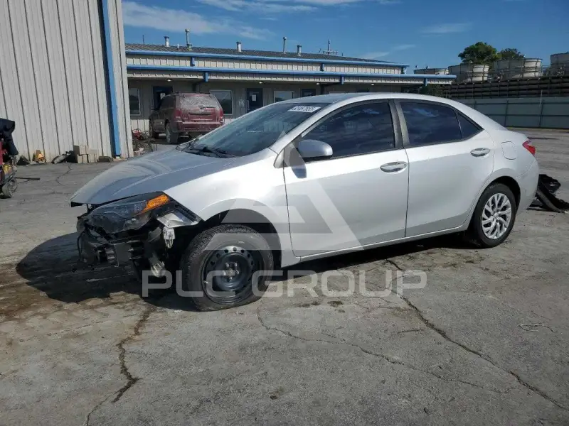 2017 Toyota COROLLA photo