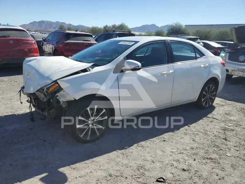 2017 Toyota COROLLA фото
