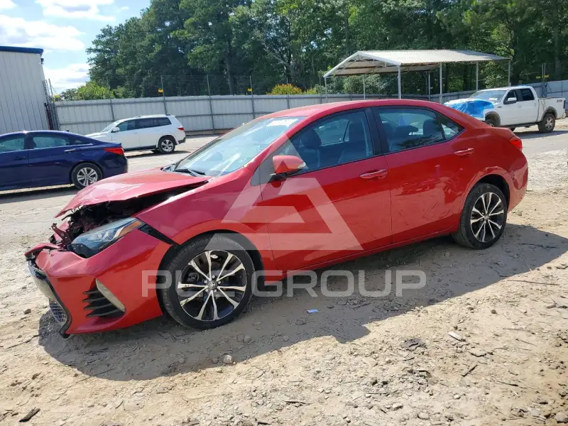 2017 Toyota COROLLA фото